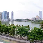 Apartamento Con Vista Al Mar 2013